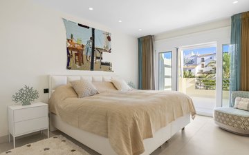 Property slide 18
