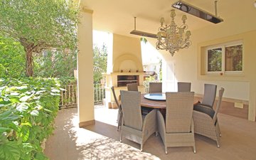 Property slide 21