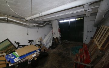 Property slide 17