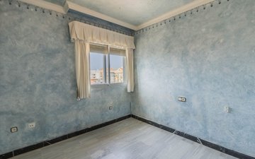 Property slide 31