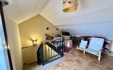 Property slide 38