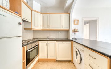Property slide 10