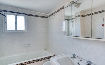Property slide 14