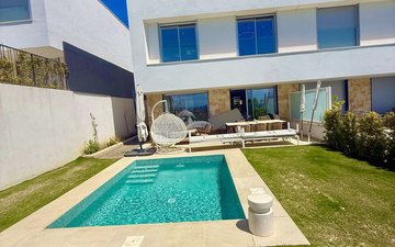 Property slide 15