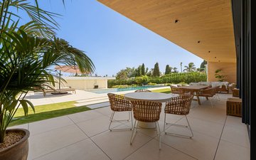 Property slide 14
