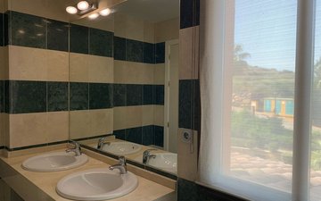Property slide 20