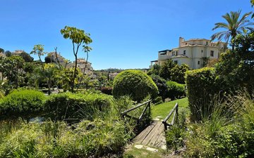 Property slide 24