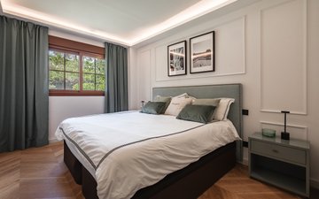 Property slide 21