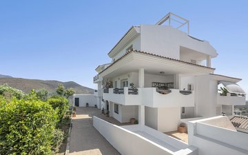 Property slide 18