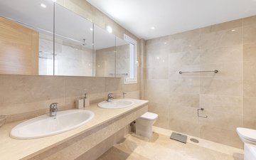 Property slide 20
