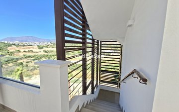 Property slide 32