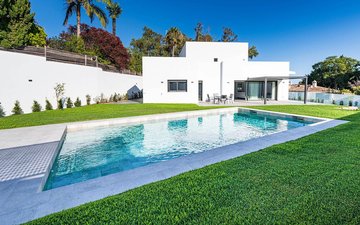 Property slide 15