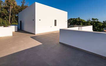 Property slide 46