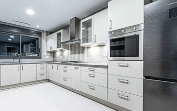 Property slide 77