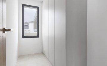 Property slide 46