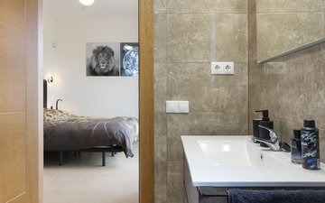 Property slide 50