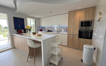 Property slide 14