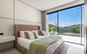 Property slide 18