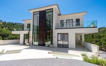 Property slide 31