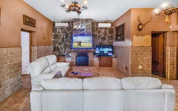 Property slide 14