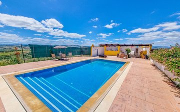 Property slide 44