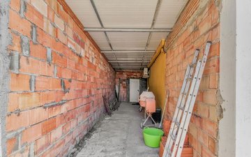 Property slide 48