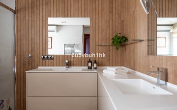 Property slide 20