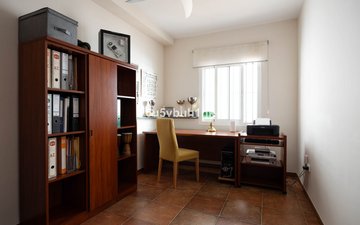 Property slide 39