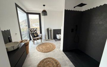 Property slide 16