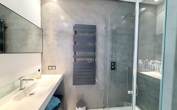 Property slide 10