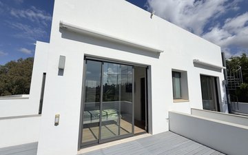 Property slide 17