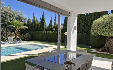 Property slide 29
