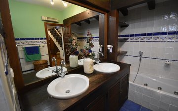 Property slide 17