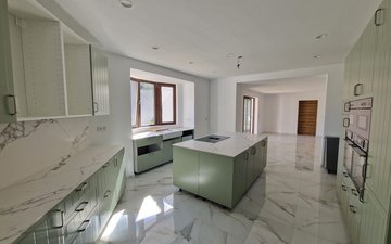 Property slide 24