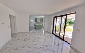 Property slide 28
