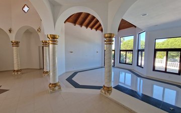 Property slide 40