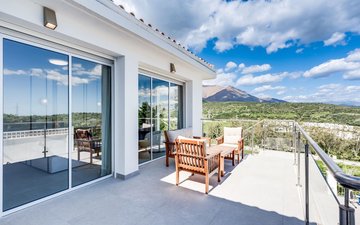 Property slide 28