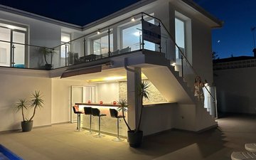 Property slide 34