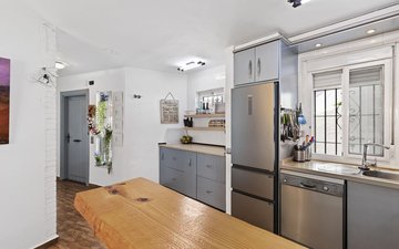 Property slide 31