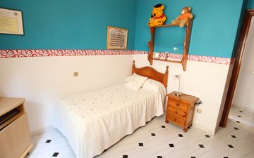 Property slide 16