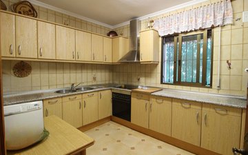Property slide 8