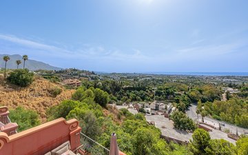 Property slide 46