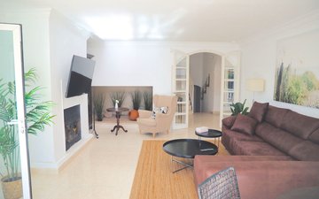 Property slide 21
