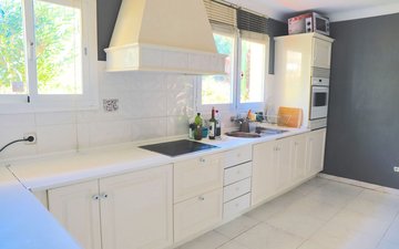 Property slide 5