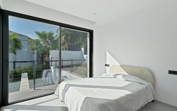 Property slide 31