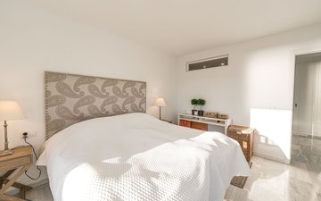 Property slide 51