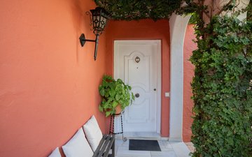 Property slide 25