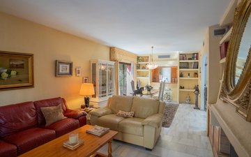 Property slide 4