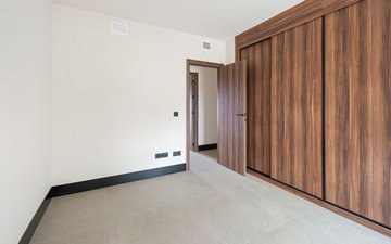 Property slide 22