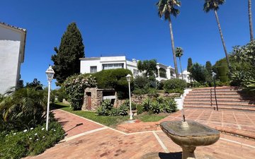 Property slide 18